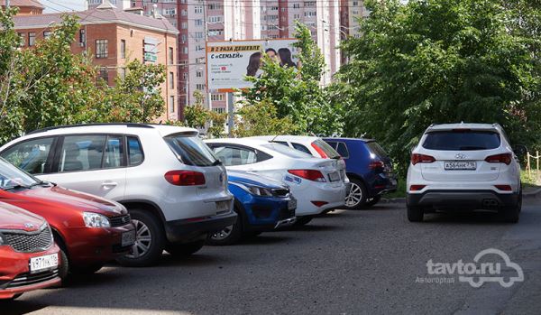 В сентябре в Россию импортировано рекордное количество автомобилей за последние 16 лет