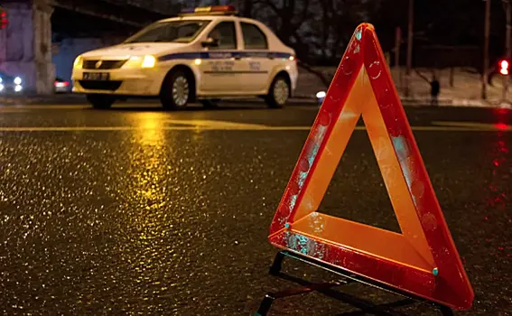 На Киевском шоссе в Москве столкнулись три автомобиля